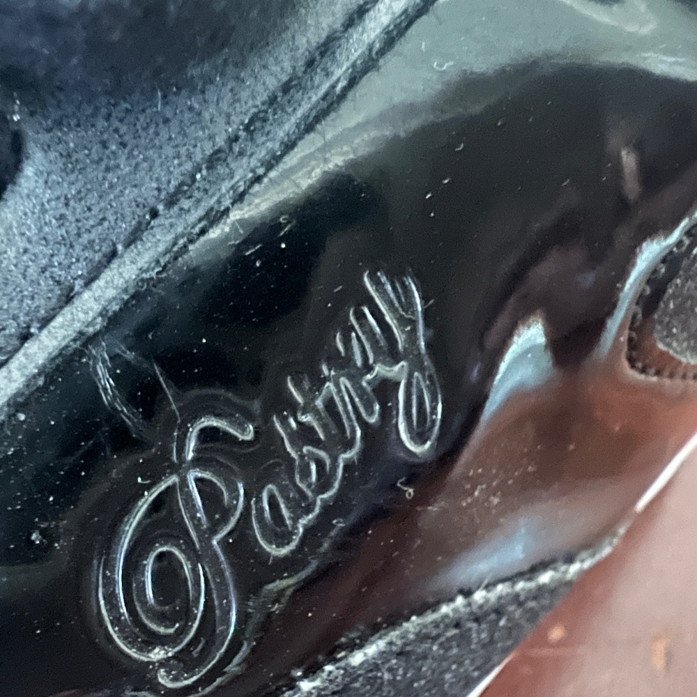 Pastry Black hip hop shoe  size 8.5M